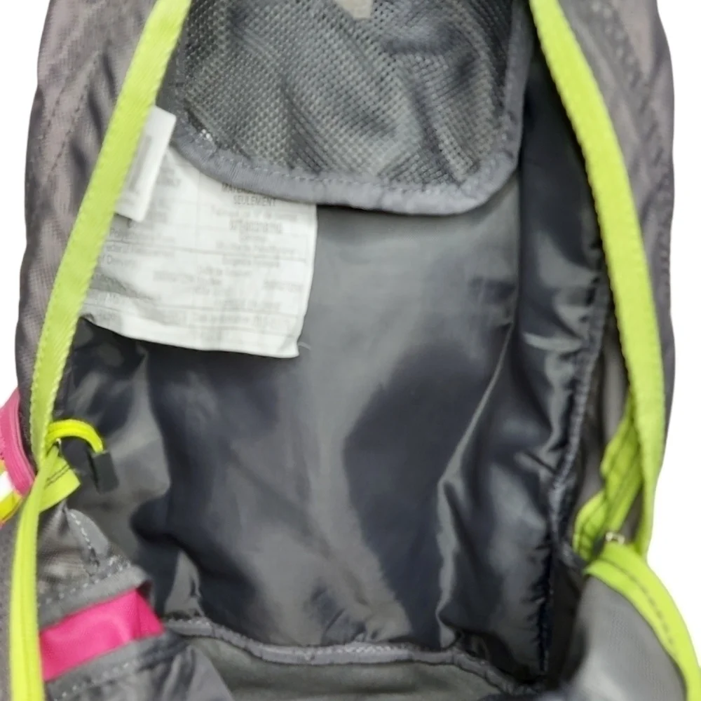 Coleman hot pink‎ with stars